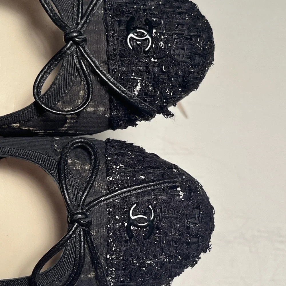 CHANEL Black Lace Bow Flats